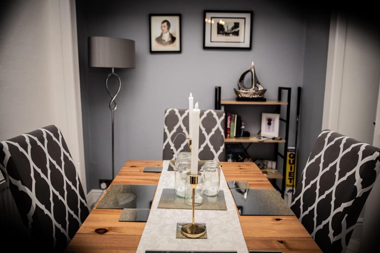Rose Apartment 2-Bed Town Centre Apartment In Ayr Eksteriør bilde
