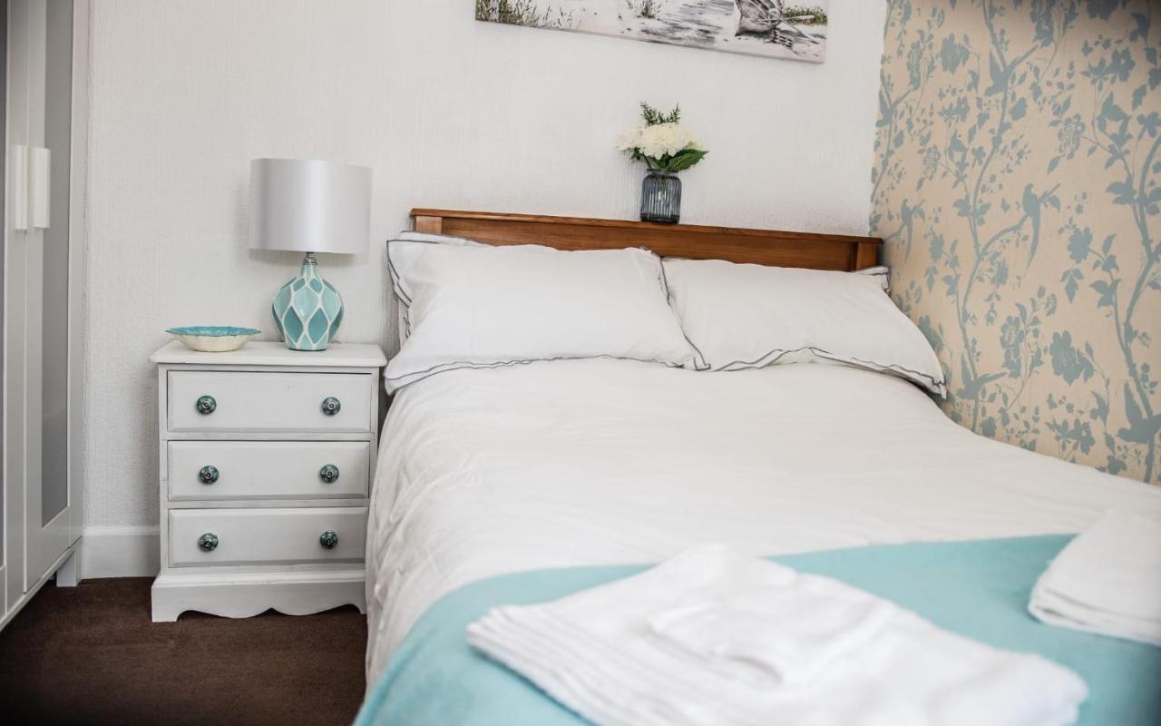 Rose Apartment 2-Bed Town Centre Apartment In Ayr Eksteriør bilde
